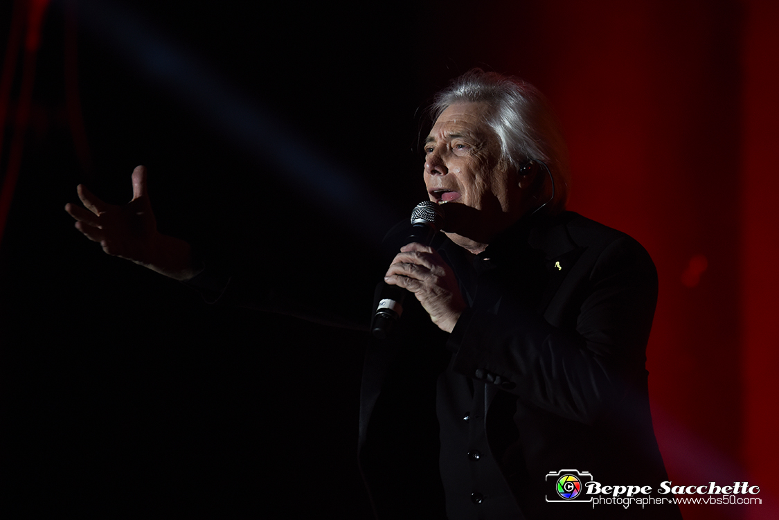 VBS_6706 - Concerto Nino D'Angelo - Il poeta che non sa parlare.jpg